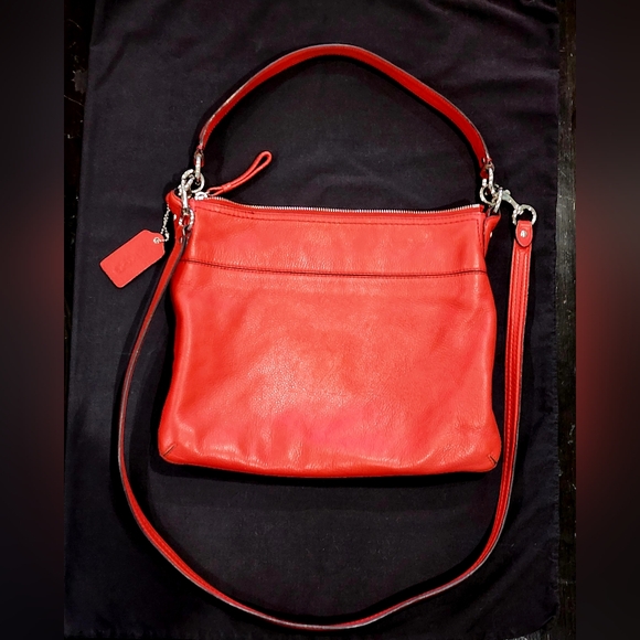 COACH | Poppy Perri Hippie | Hibiscus Red | Leather Handbag/Crossbody Bag - Picture 6 of 8